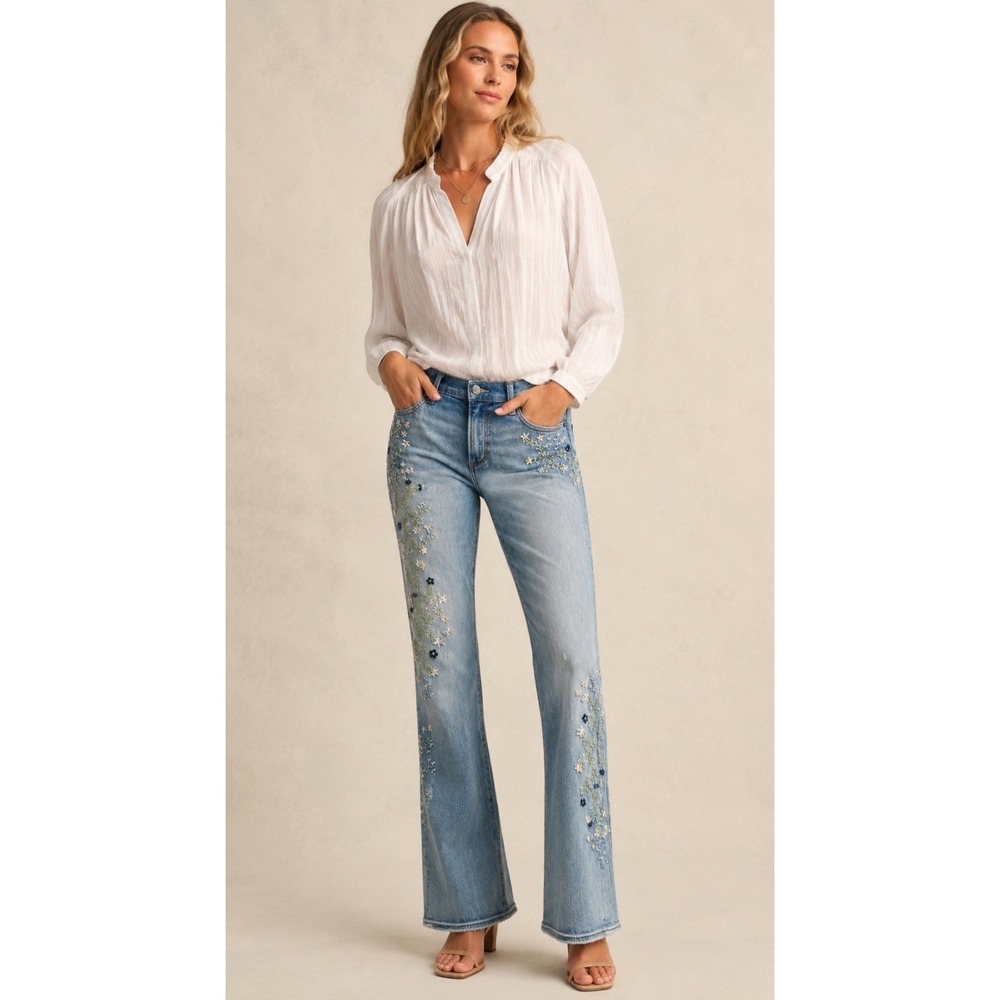 Driftwood Kelly Floral Embroidered Bootcut Jeans Light Wash W28 L33